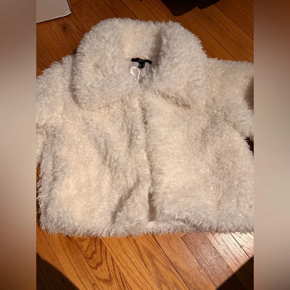 Forever 21 Cream Teddy white shaggy faux-fur fuzzy shearling street glamour - Picture 3 of 5